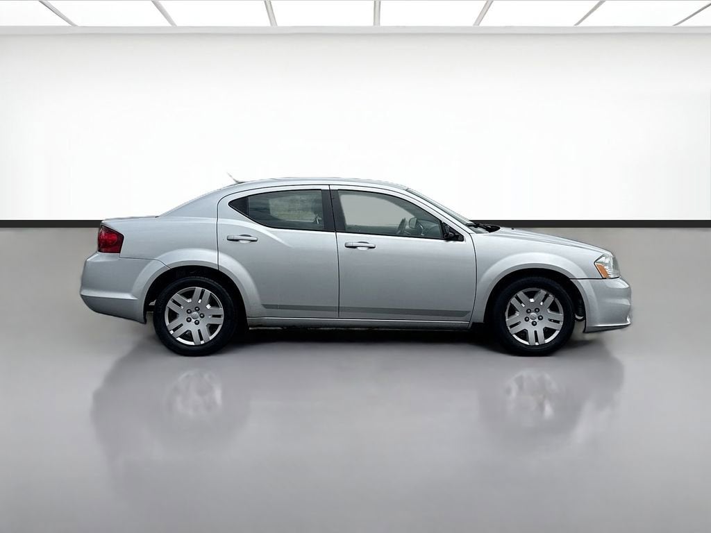 2012 Dodge Avenger SE
