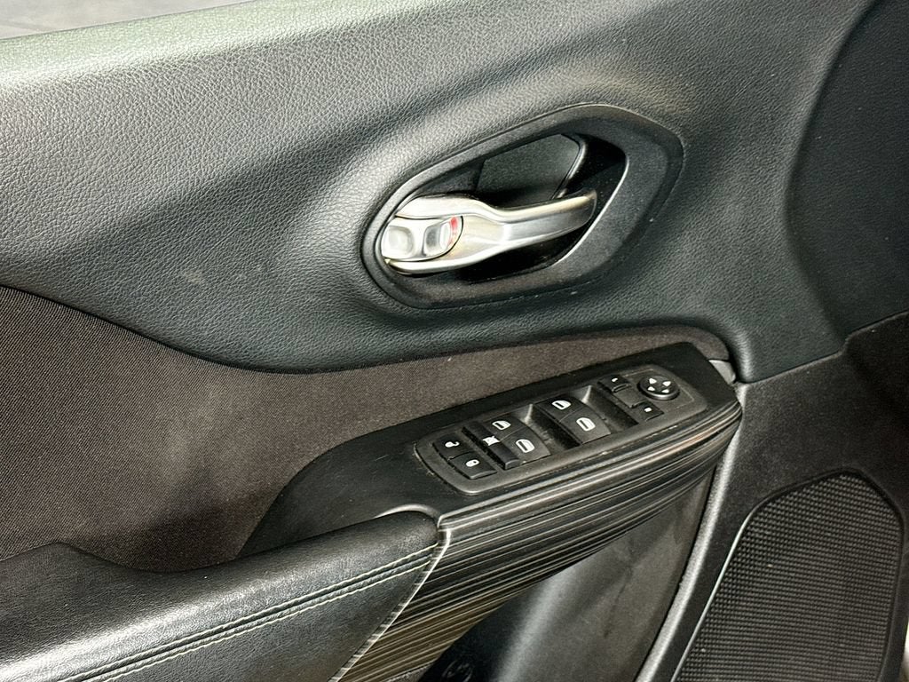 2014 Jeep Cherokee Sport