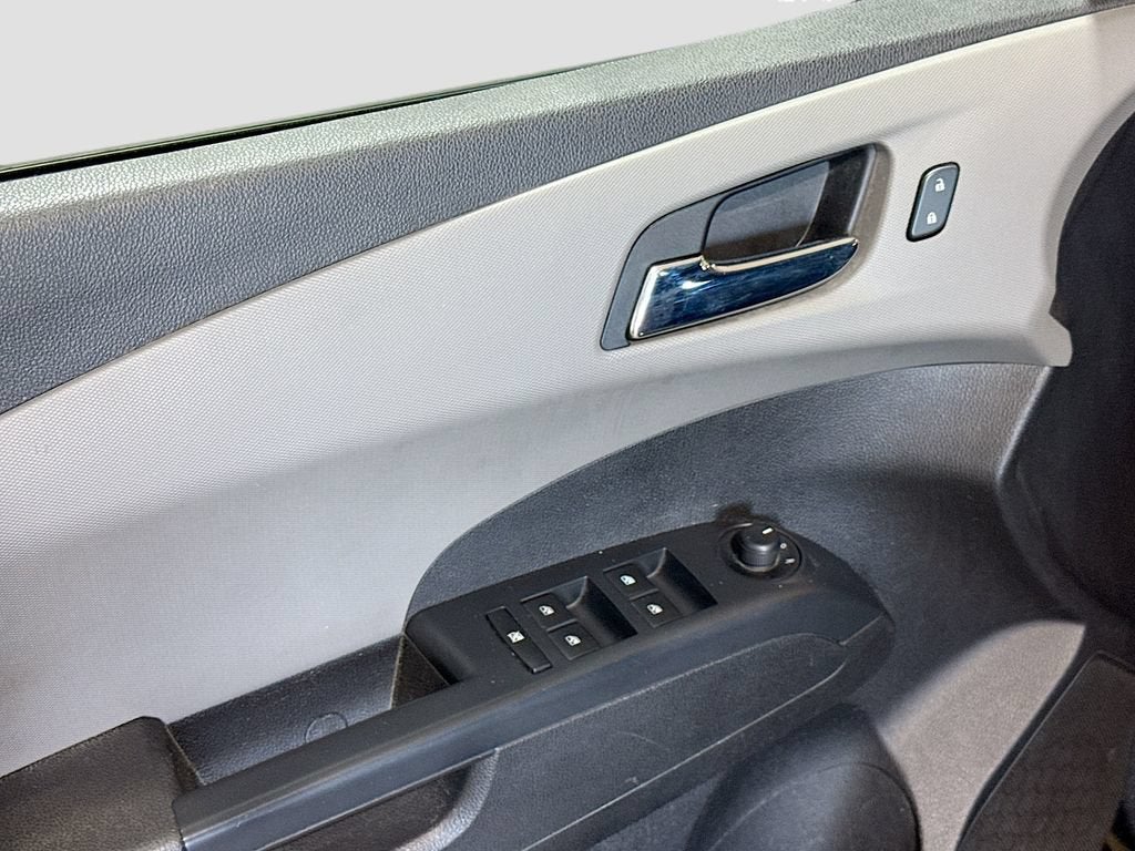 2016 Chevrolet Sonic LT