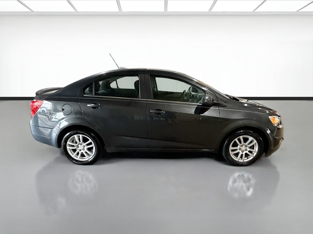 2016 Chevrolet Sonic LT