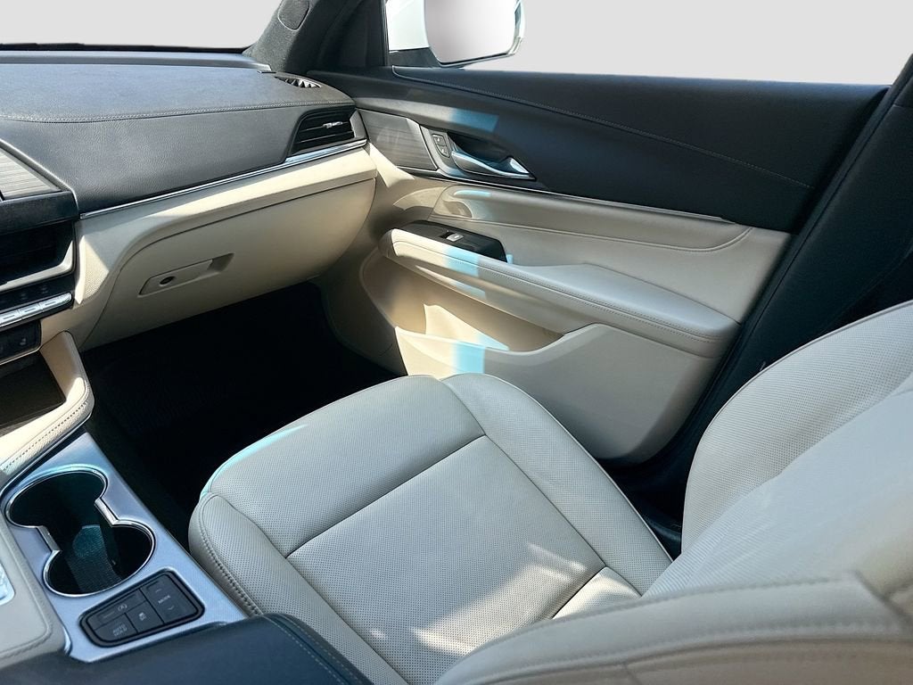 2023 Cadillac CT4 Premium Luxury