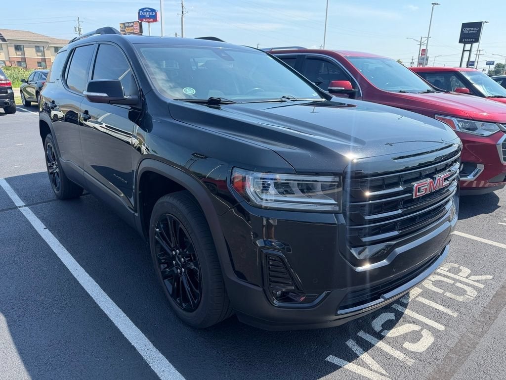 2022 GMC Acadia SLT