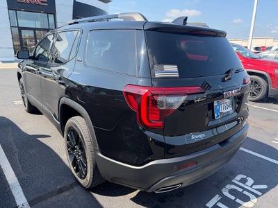 2022 GMC Acadia SLT