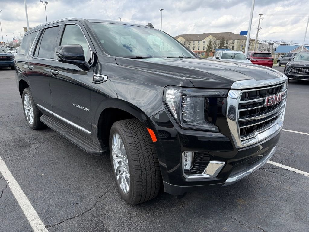 2024 GMC Yukon SLT