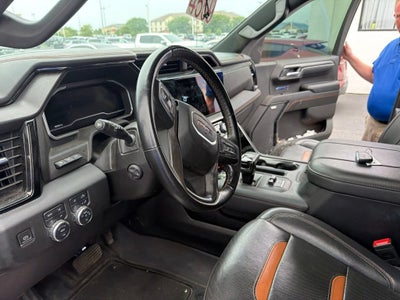 2023 GMC Sierra 1500 AT4