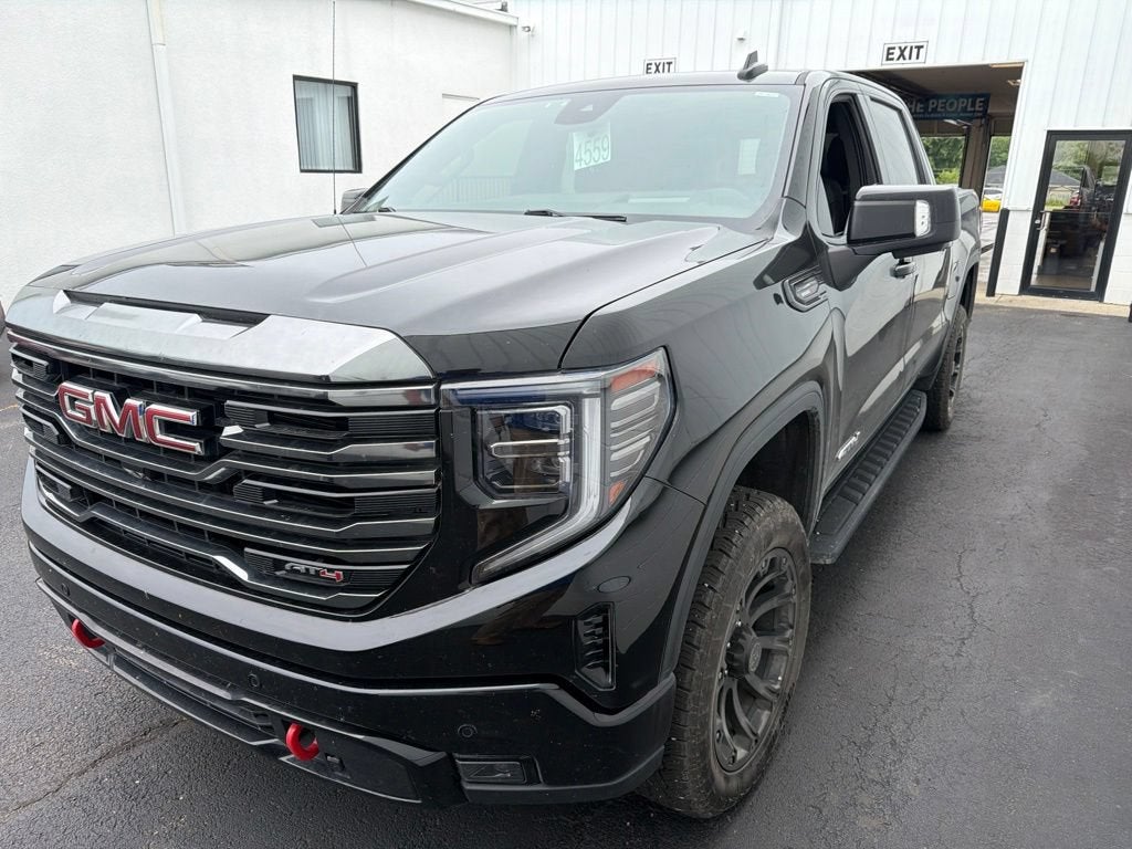2023 GMC Sierra 1500 AT4