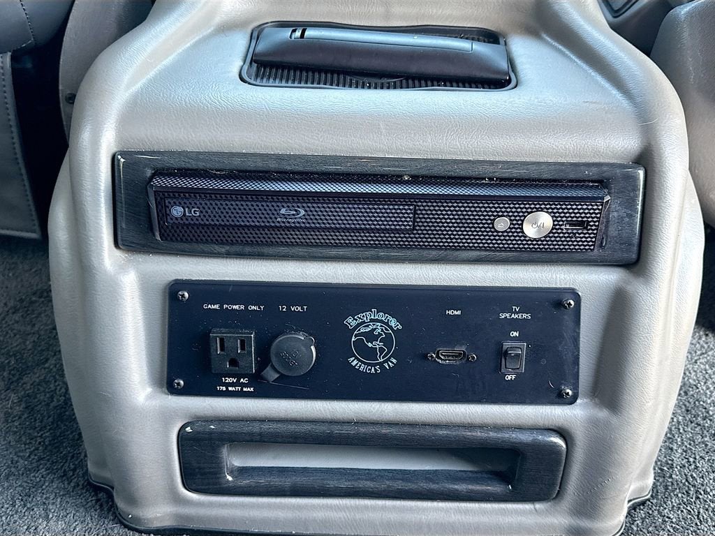 2023 GMC Savana Cargo 2500 Work Van