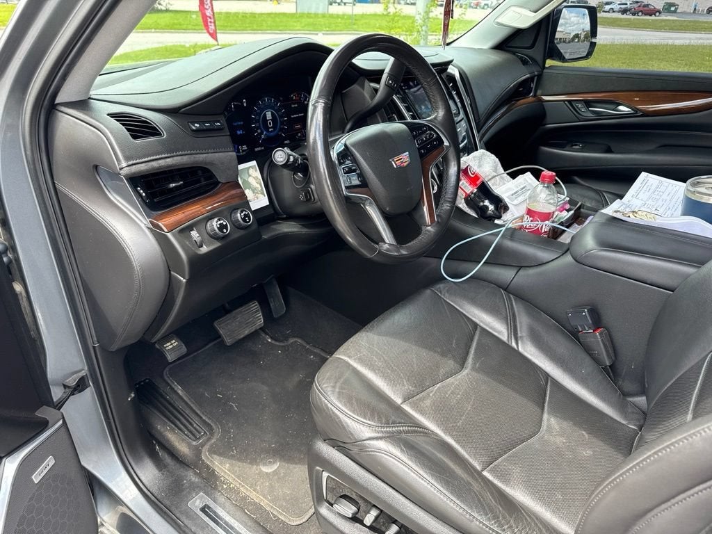 2019 Cadillac Escalade Luxury