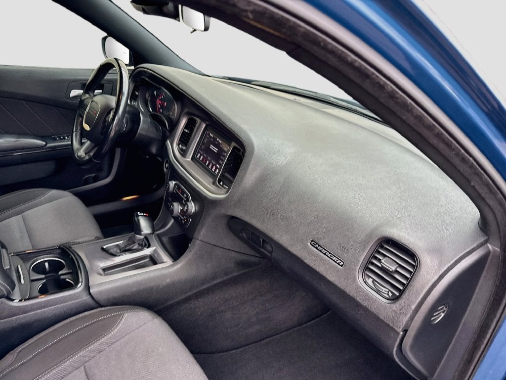 2021 Dodge Charger SXT RWD