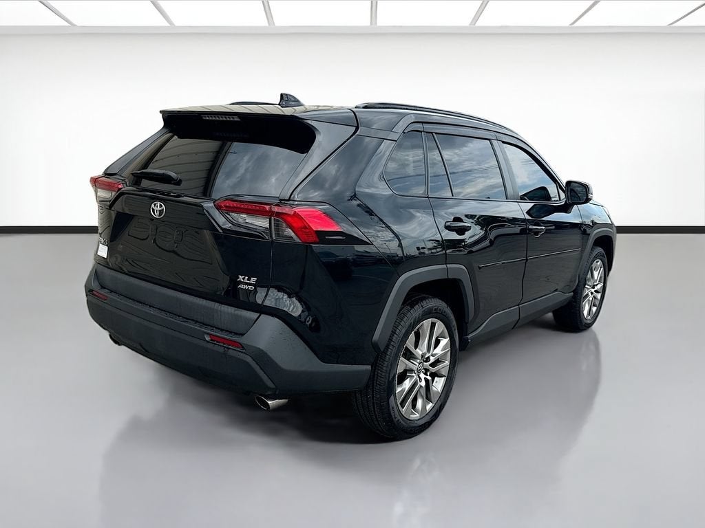 2019 Toyota RAV4 XLE Premium