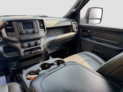 2023 RAM 2500 Tradesman Crew Cab 4x4 8' Box