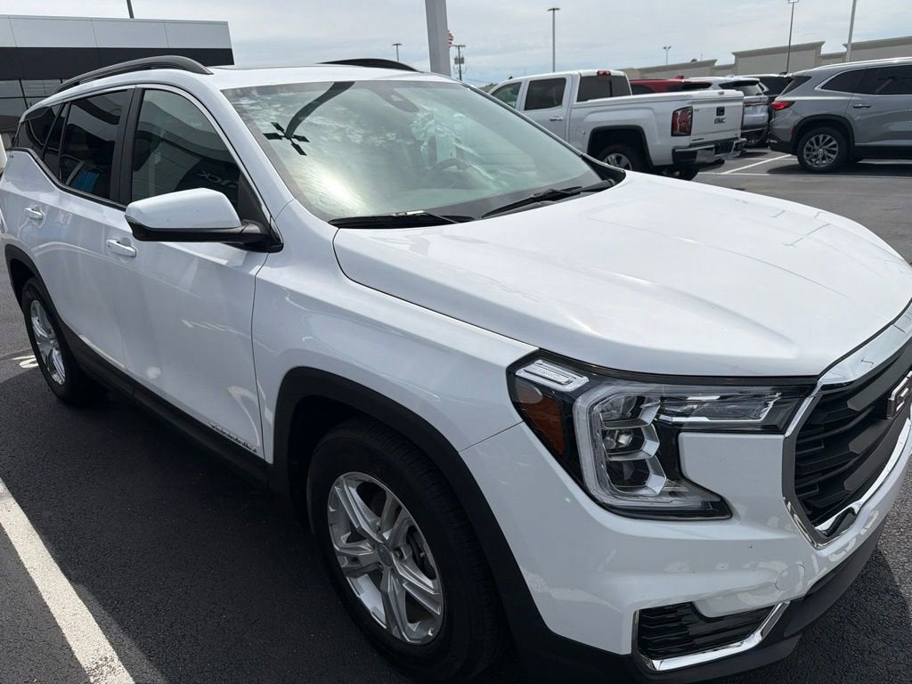 2023 GMC Terrain SLE