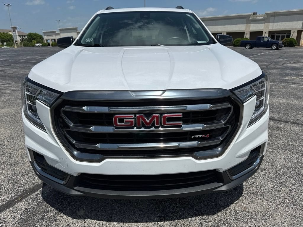 2023 GMC Terrain AT4