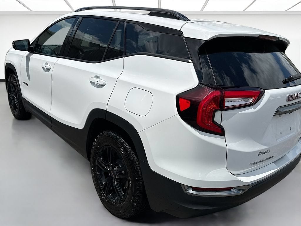 2023 GMC Terrain AT4