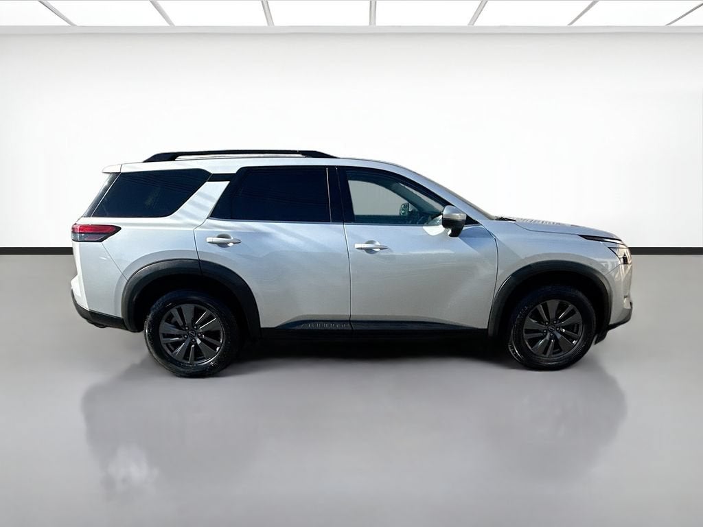 2022 Nissan Pathfinder SV 4WD