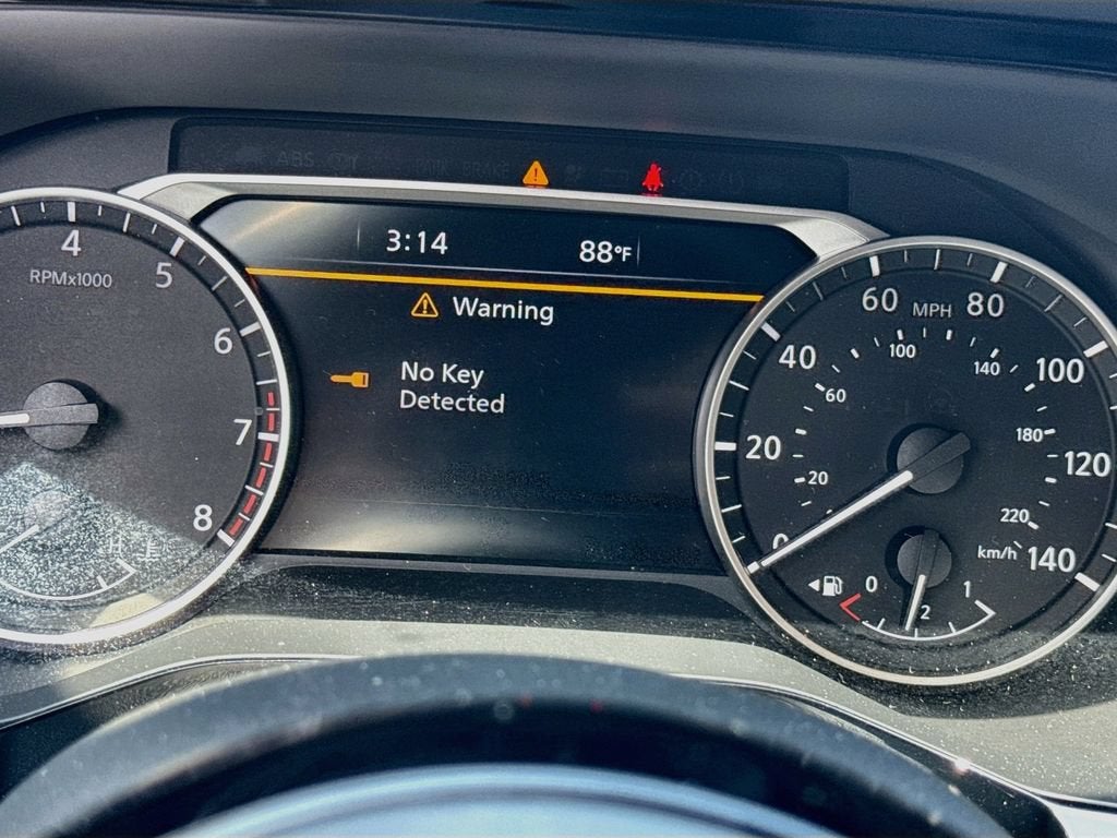 2025 Nissan Pathfinder SL 4WD
