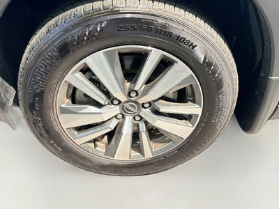 2025 Nissan Pathfinder SL 4WD