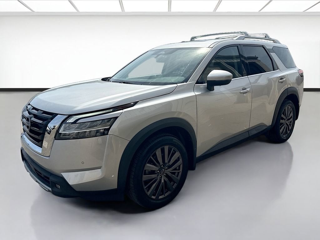 2022 Nissan Pathfinder SL 4WD