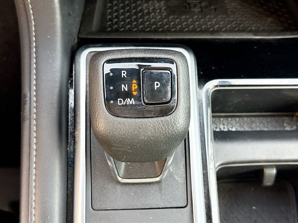 2022 Nissan Pathfinder SL 4WD