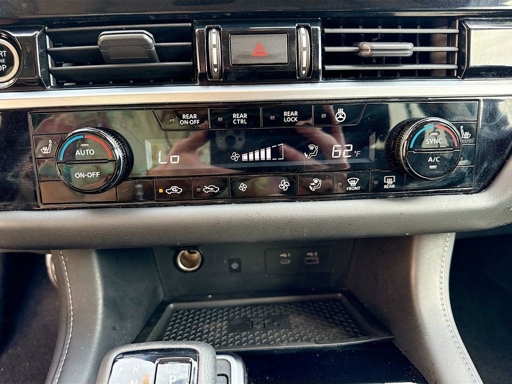 2022 Nissan Pathfinder SL 4WD