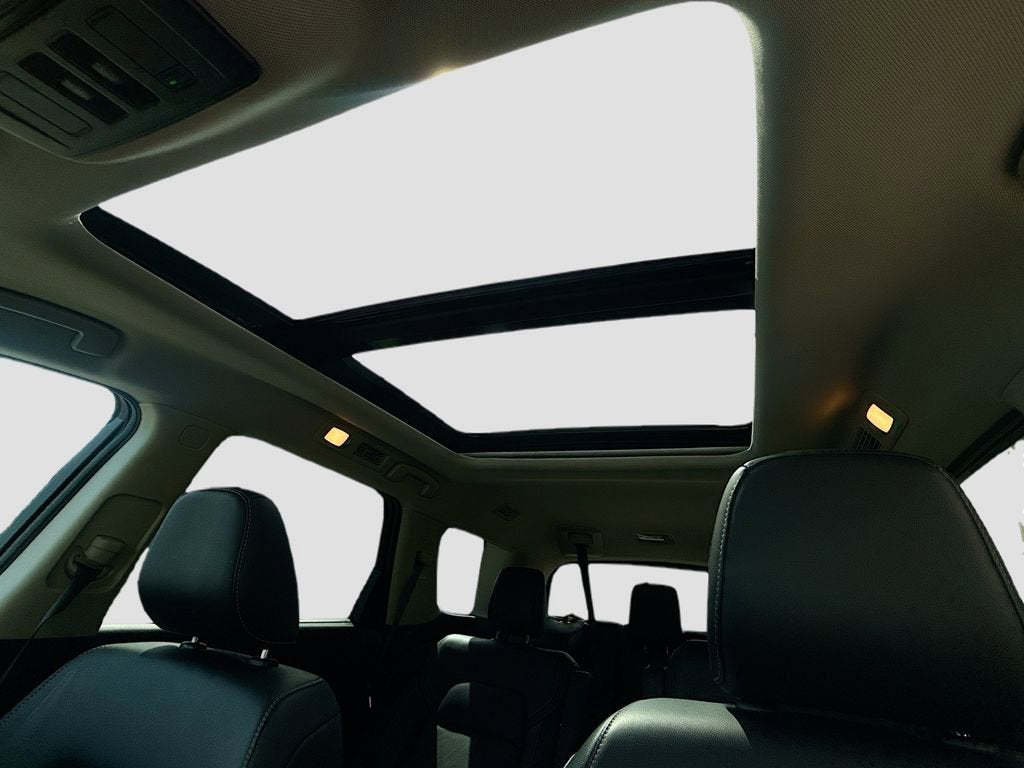 2022 Nissan Pathfinder SL 4WD
