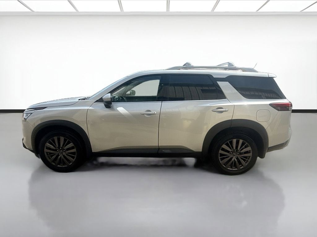2022 Nissan Pathfinder SL 4WD