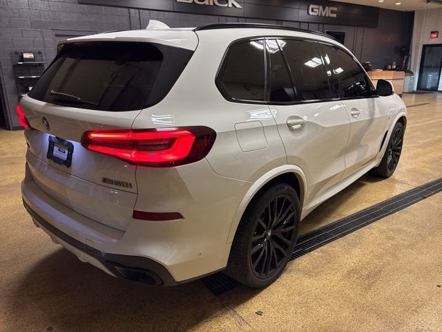 2023 BMW X5 M50i