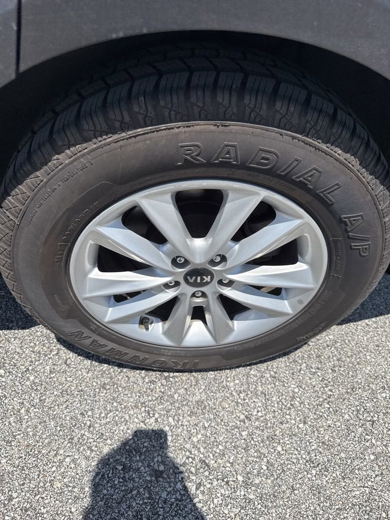 2020 Kia Sorento 3.3L LX