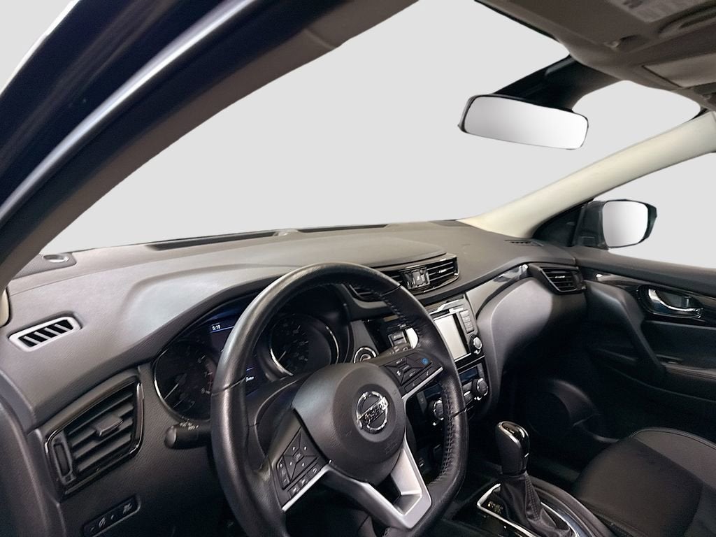 2022 Nissan Rogue Sport SL