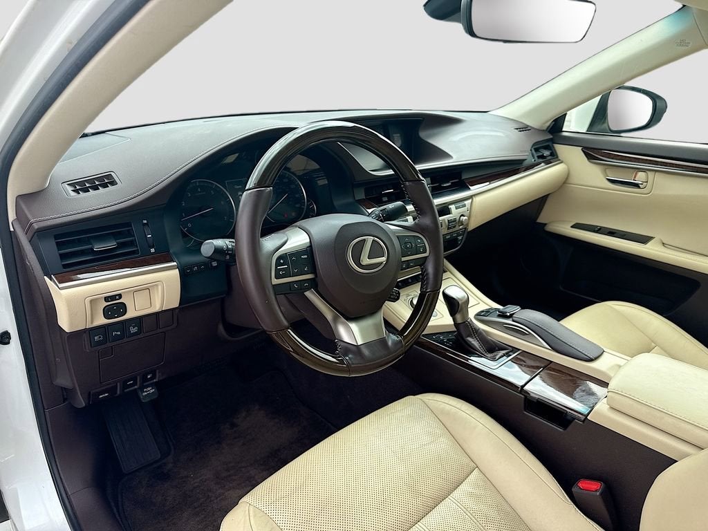 2016 Lexus ES 350 