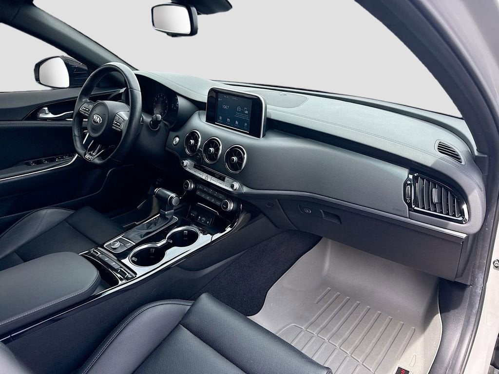 2021 Kia Stinger GT-Line