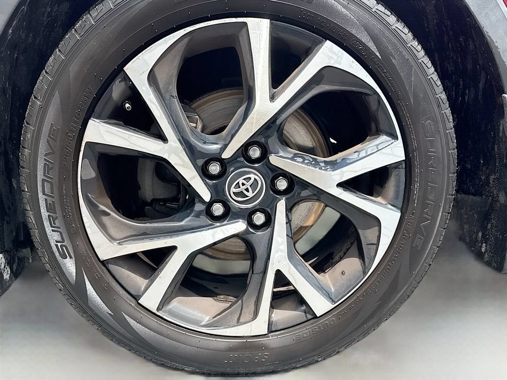2018 Toyota C-HR XLE Premium