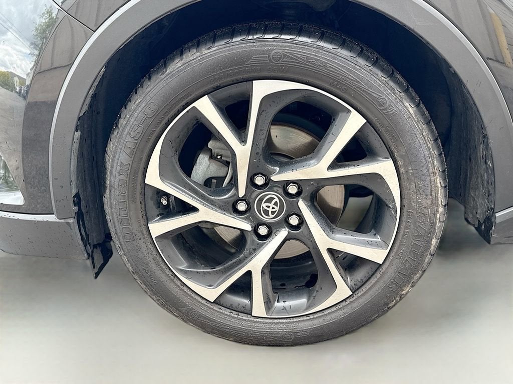 2018 Toyota C-HR XLE