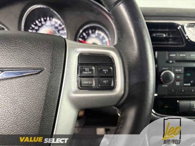 2014 Chrysler 200 Touring