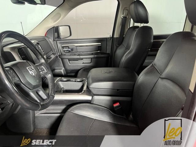 2017 RAM 1500 Night Crew Cab 4x4 5'7" Box