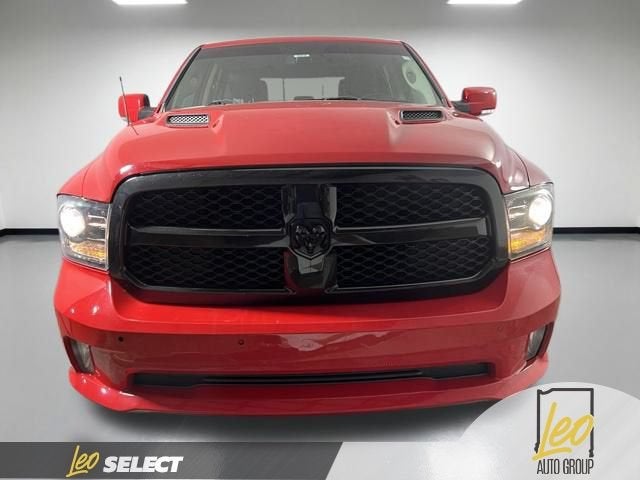2017 RAM 1500 Night Crew Cab 4x4 5'7" Box