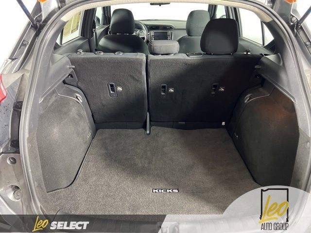 2020 Nissan Kicks SR