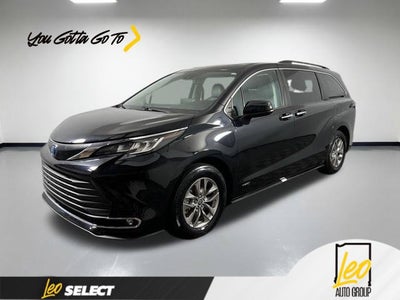 2021 Toyota Sienna XLE