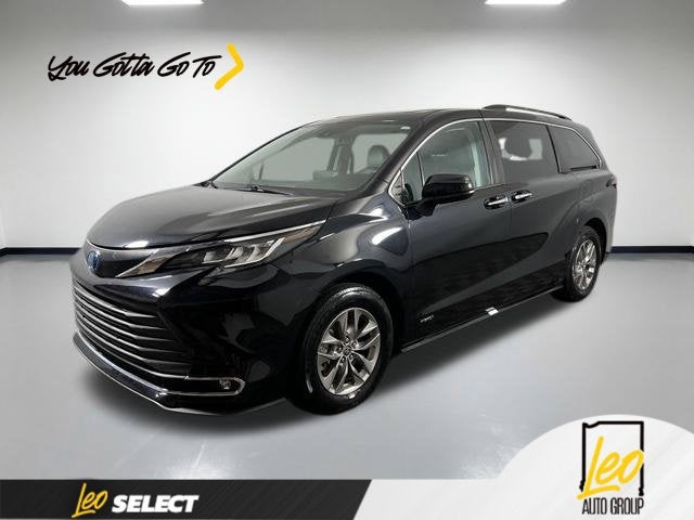 2021 Toyota Sienna XLE