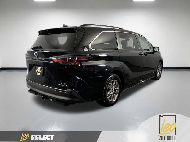 2021 Toyota Sienna XLE