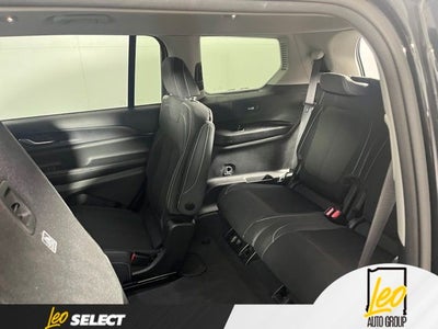 2023 Jeep Grand Cherokee L Laredo 4x4
