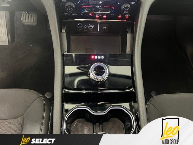 2023 Jeep Grand Cherokee L Laredo 4x4