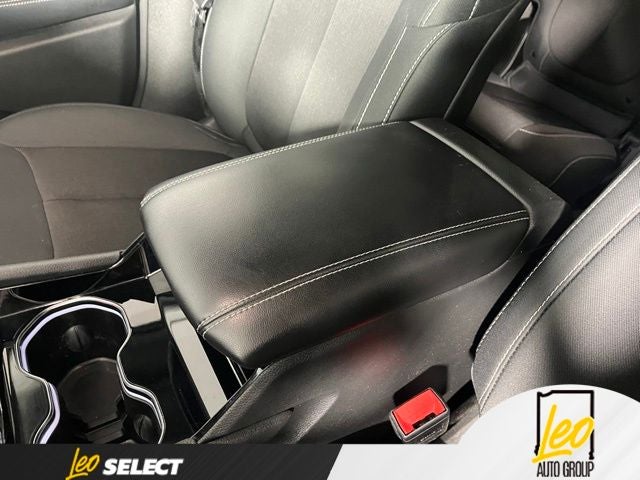 2023 Jeep Grand Cherokee L Laredo 4x4