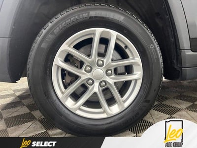 2023 Jeep Grand Cherokee L Laredo 4x4