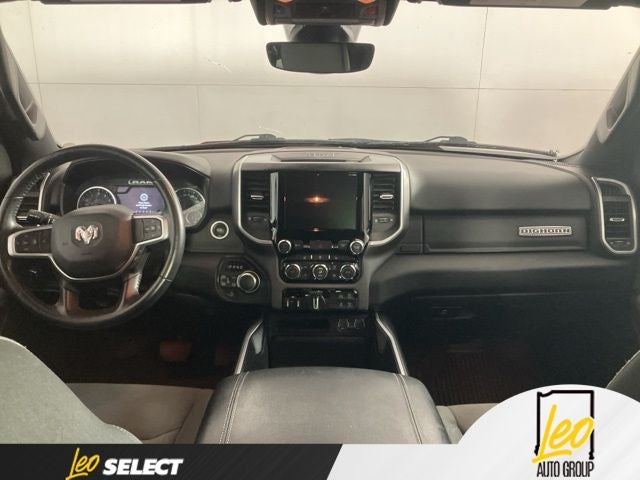 2022 RAM 1500 Big Horn Crew Cab 4x4 5'7' Box