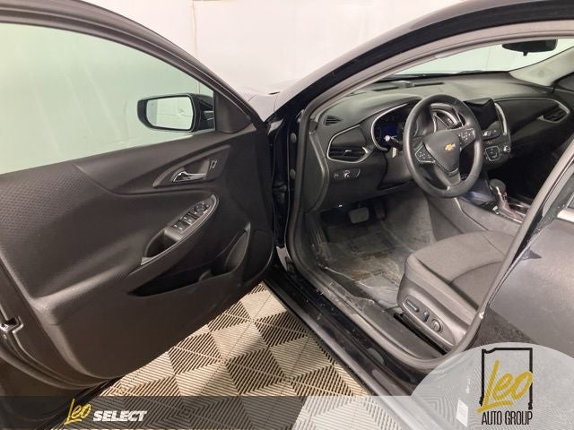 2025 Chevrolet Malibu FWD RS