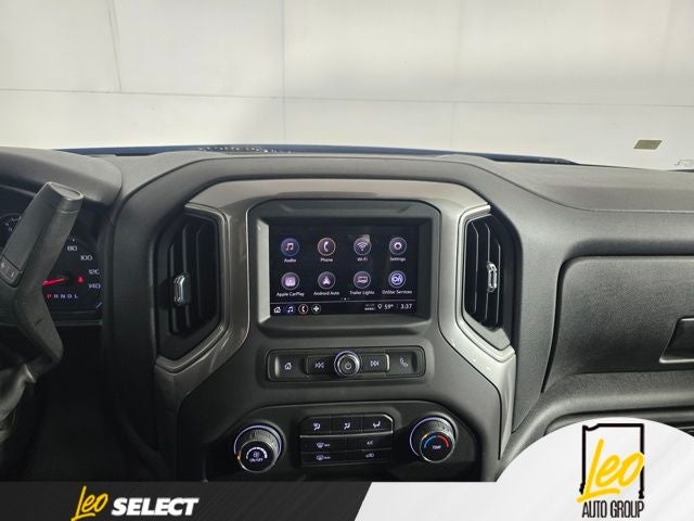 2023 Chevrolet Silverado 1500 4WD Crew Cab Standard Bed Custom