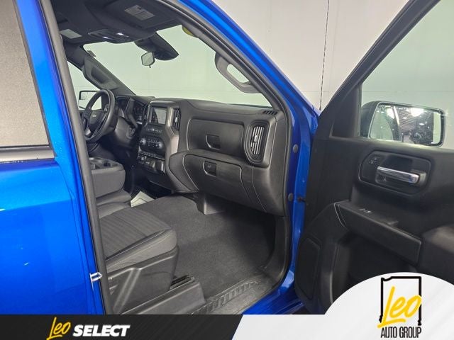 2023 Chevrolet Silverado 1500 4WD Crew Cab Standard Bed Custom