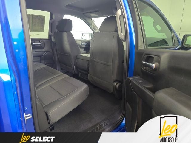 2023 Chevrolet Silverado 1500 4WD Crew Cab Standard Bed Custom