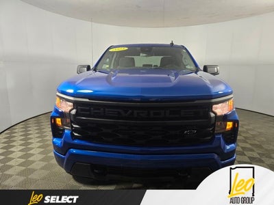 2023 Chevrolet Silverado 1500 4WD Crew Cab Standard Bed Custom